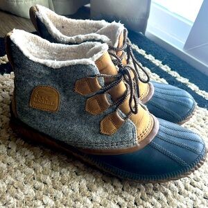 Women’s 11 Waterproof Sorel Boots